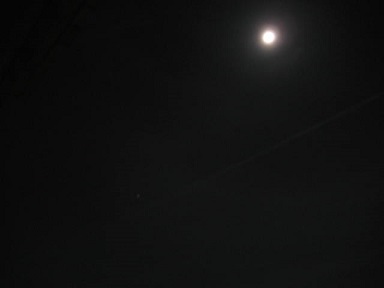 月と火星とひこうき雲２.JPG